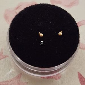 ✨️14k YG Threaded Balls✨️